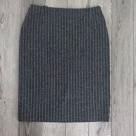 Escada Women Size 40 Wool Gray Pinstrip Pencil Straight Skirt Office Modern Work - Picture 1 of 7
